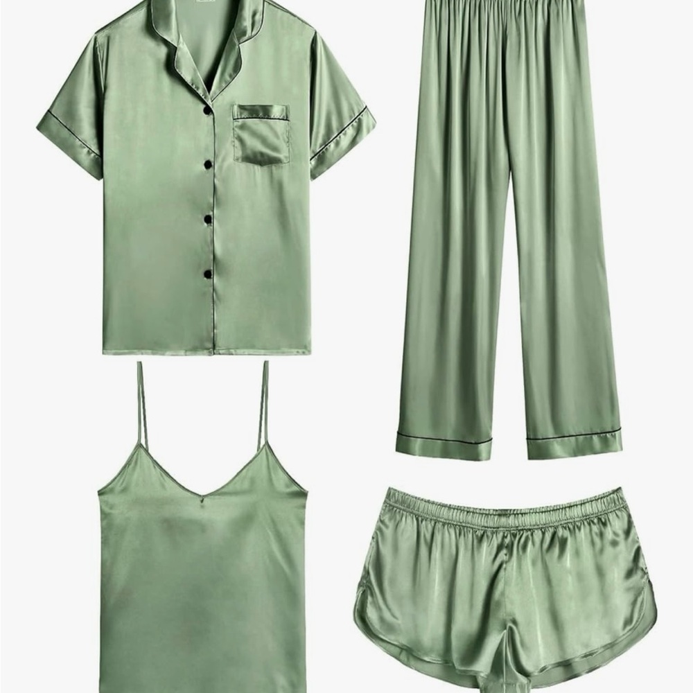 Satin Sleepwear Set in Green